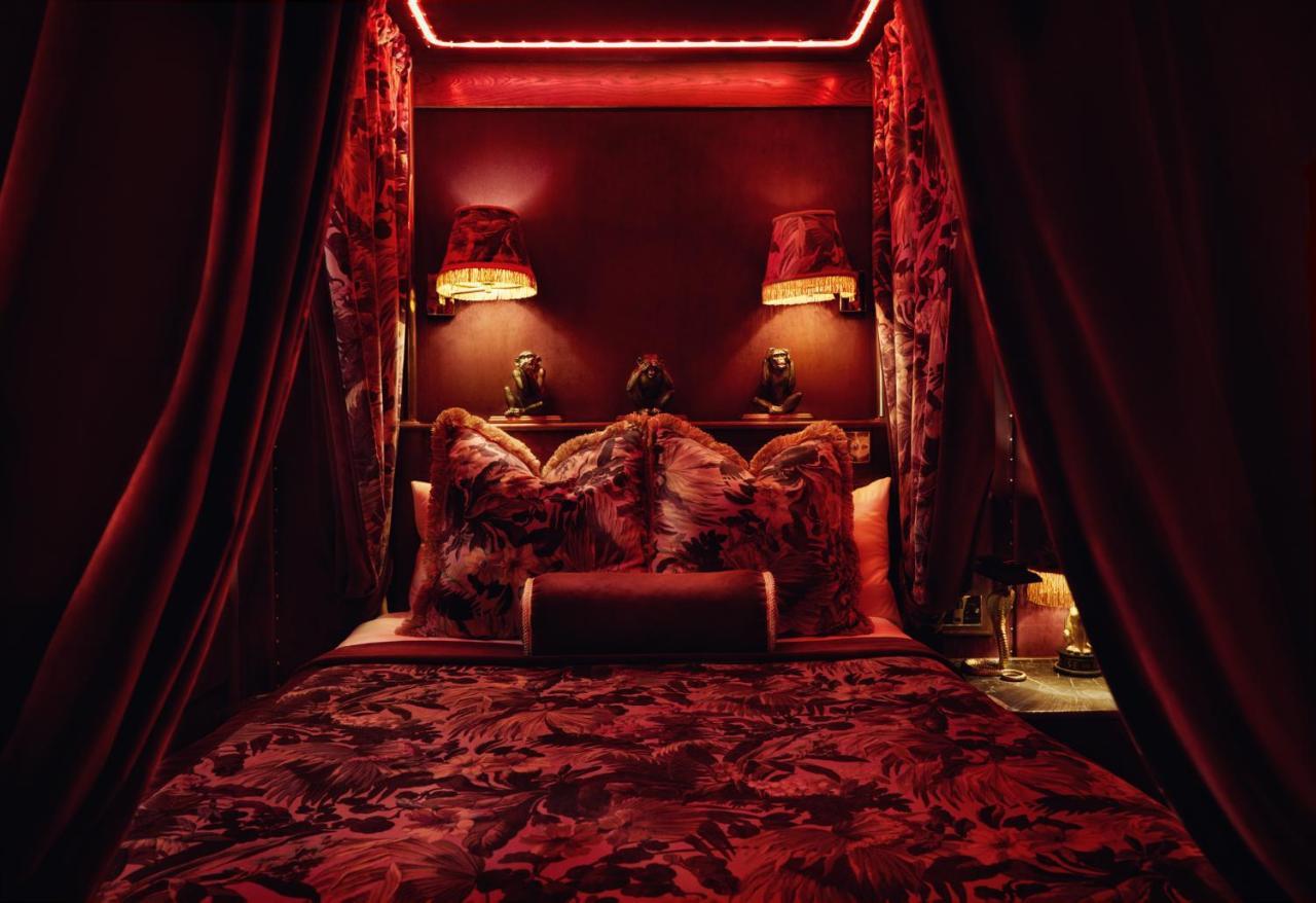 House Of Gods Royal Mile Hotel Edinburgh Ngoại thất bức ảnh